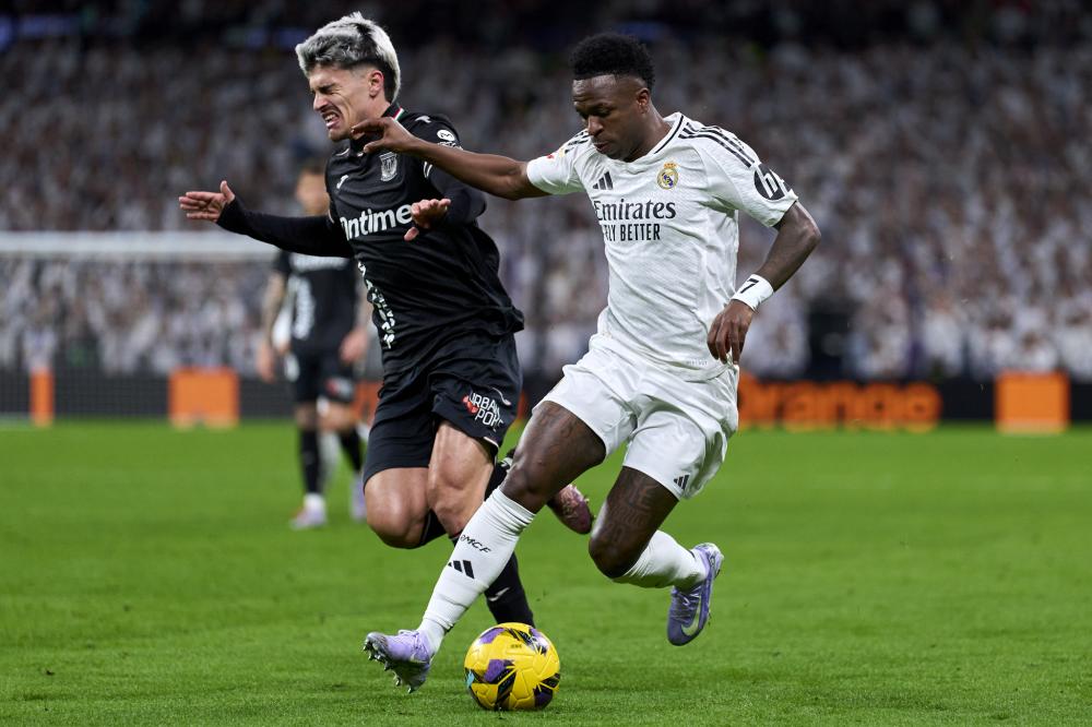 引起如此反 引起如此反